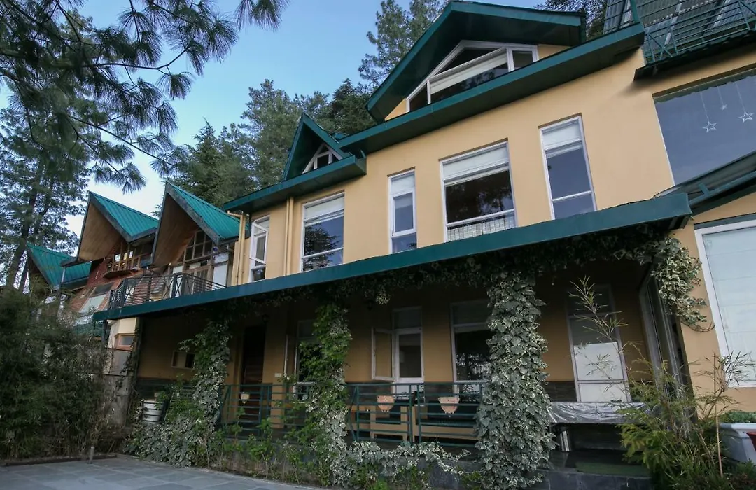 The Corner House - Mashobra By Stayvista - 4Bhk With Mountain View & Pool Table-1
